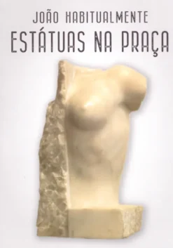 Estátuas na Praça